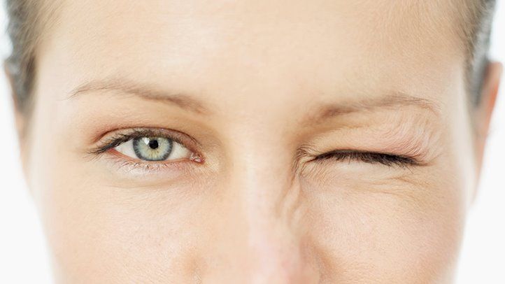 If Your Eye Starts Twitching and Jumping… This Is What It Means and It’s Not Good!